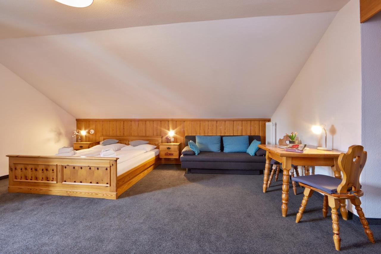 Hotel Alter Wirth Geretsried Exterior photo