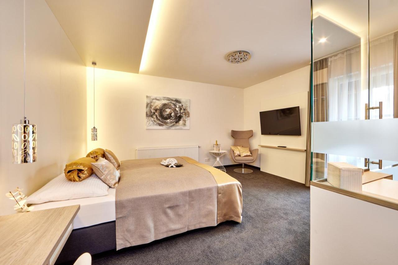Hotel Alter Wirth Geretsried Exterior photo